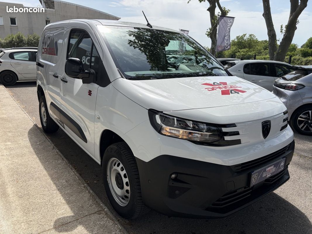 Peugeot Partner (3) M Charge utile majorée Diesel 130 ch Auto + 4X4 DANGEL + CARPLAY (PAS DE TVA) (image 8)
