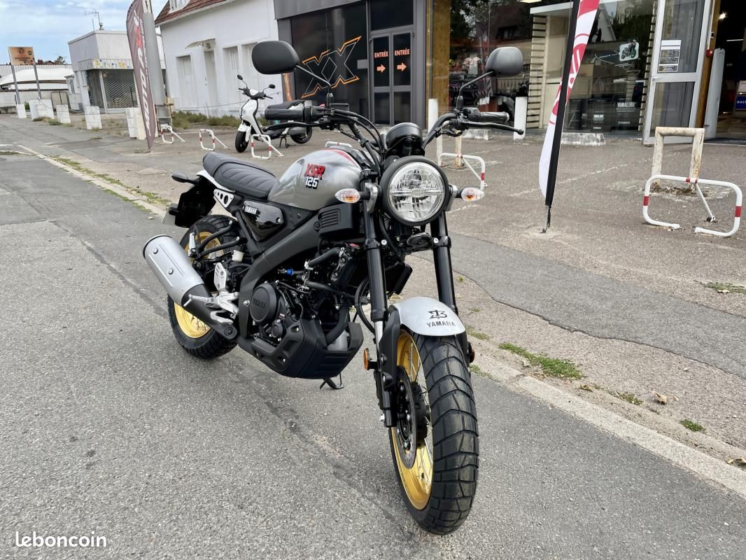 Yamaha XSR 125 Legacy (image 2)
