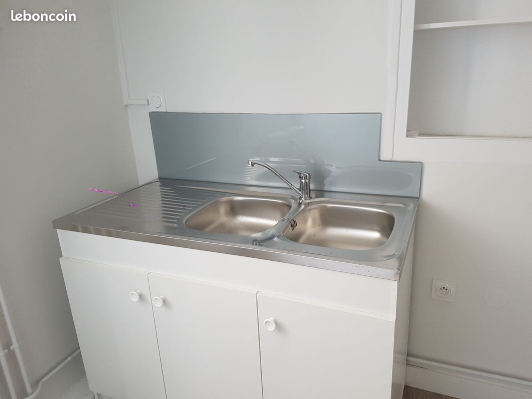 Appartement 1 pièce 28 m² · à Villeurbanne · 28 m² · 550 €