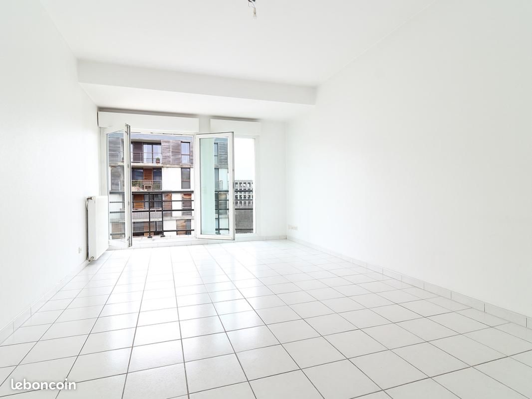 Appartement 2 pièces 48 m² · à Nancy · 48 m² · 670 €