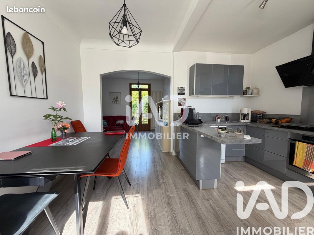 Maison 5 pièces 95 m² · à Le Blanc-Mesnil · 95 m² · 347 000 €