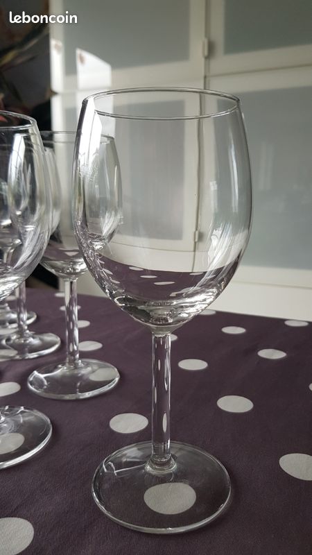 13 verres à eau / vin (image 1)