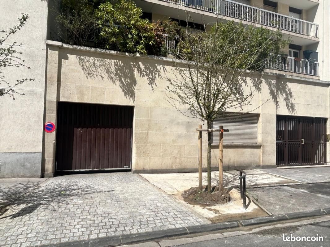 Parking 14 m² · à Vincennes · 14 m² · 100 €