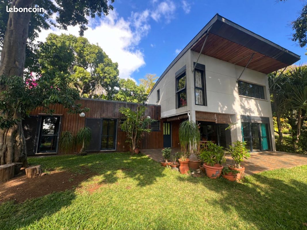 Maison 4 pièces 120 m² · à Saint-Pierre · 120 m² · 475 000 €
