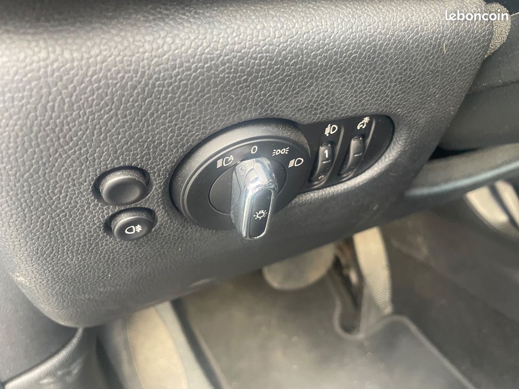 MINI MINI 2.0 178 COOPER S Edition Camden BVA7 / 1er Main / Toit ouvrant (image 20)