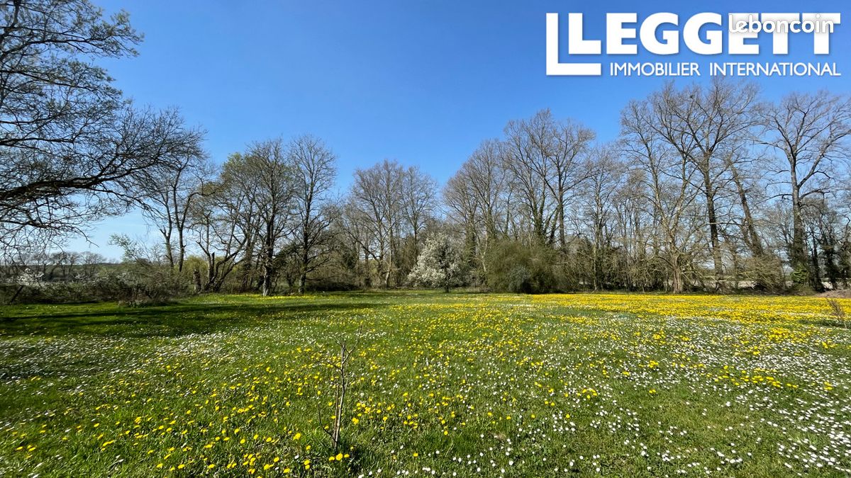 Moulin 12 pièces 312 m² - Val-d'Auge 16170 (image principale 1)