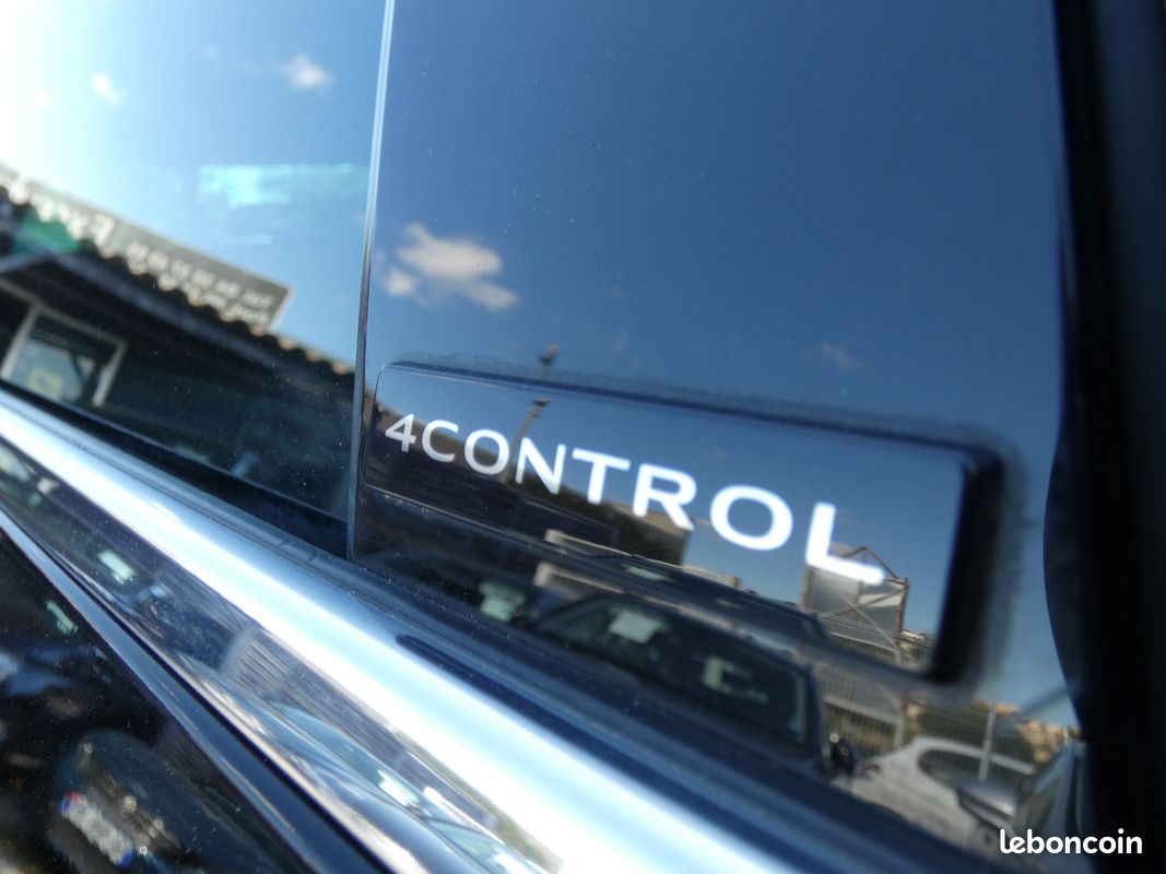 RENAULT MEGANE IV ESTATE dCi 165 Energy EDC GT 4 Control ( Historique dispo ) (image 29)