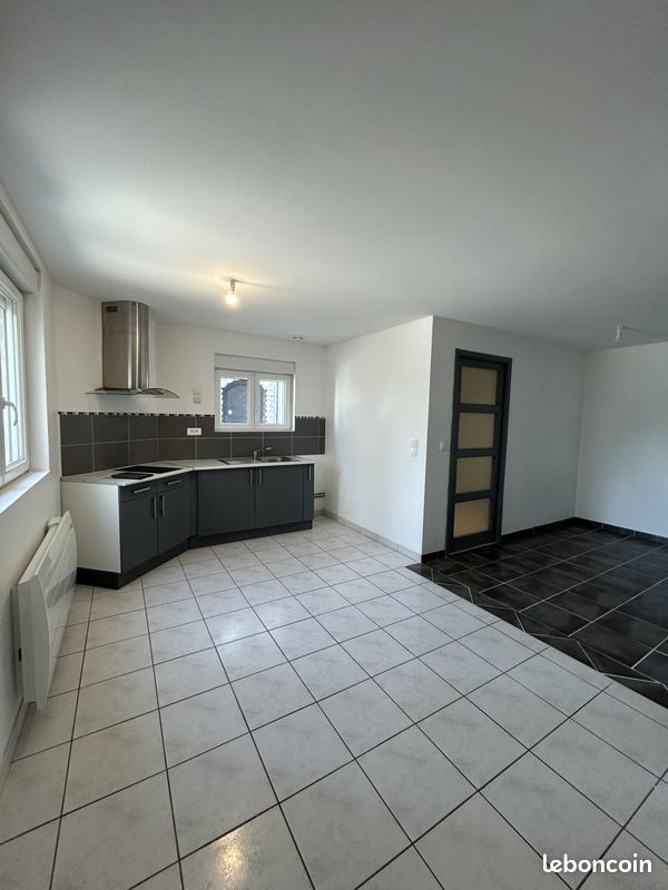 Appartement 1 pièce 26 m² · à Saintes · 26 m² · 358 €/mois