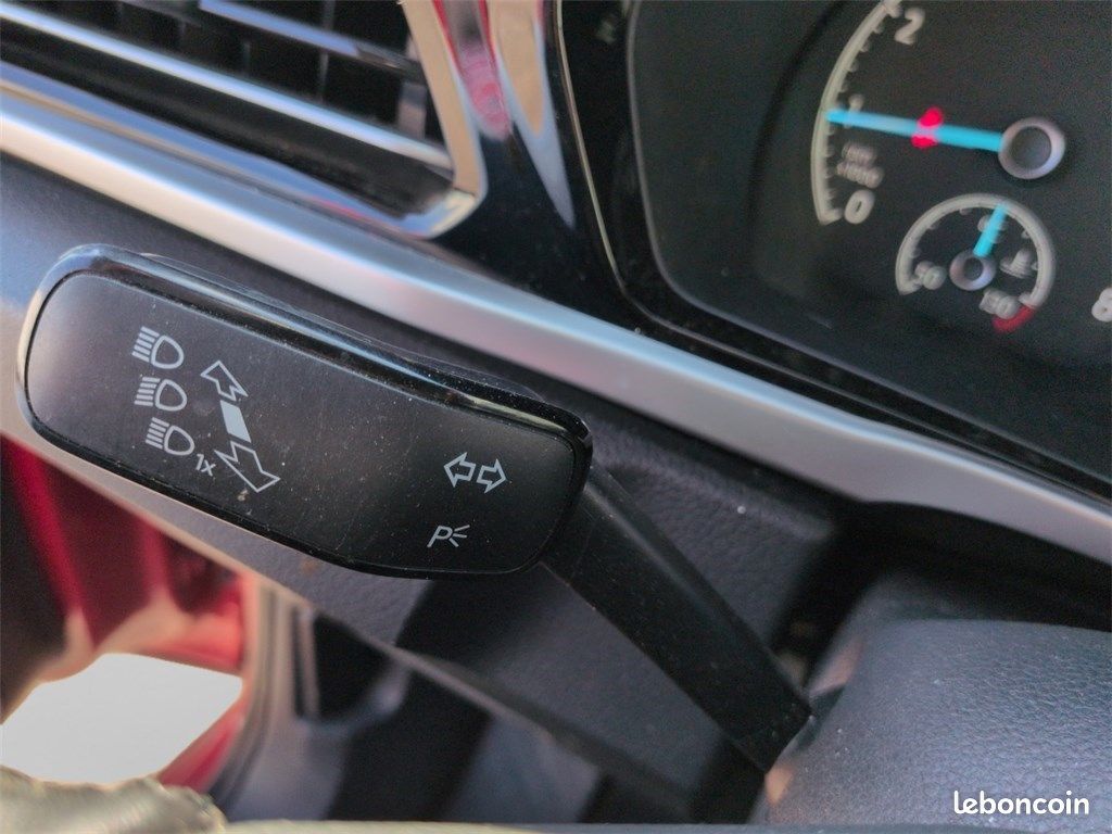 Ford Tourneo Connect III 1.5 ECOBOOST 114 BVM6 Titanium (image 19)