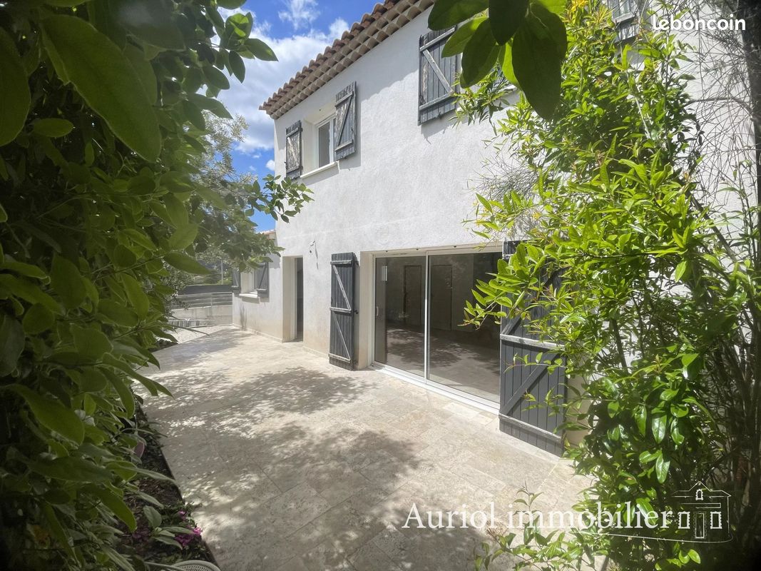 Maison 4 pièces 98 m² · à Saint-Zacharie · 98 m² · 418 000 €