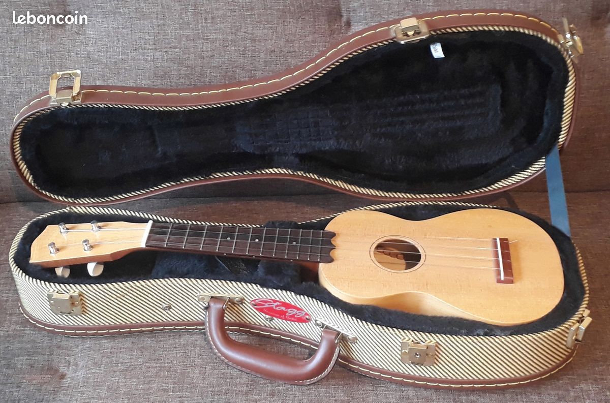Ukulele soprano du luthier Dominique Chevalier (image 1)
