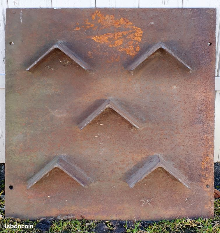 Plaque de cheminée ancienne en FONTE (motif vieil homme) (image 4)
