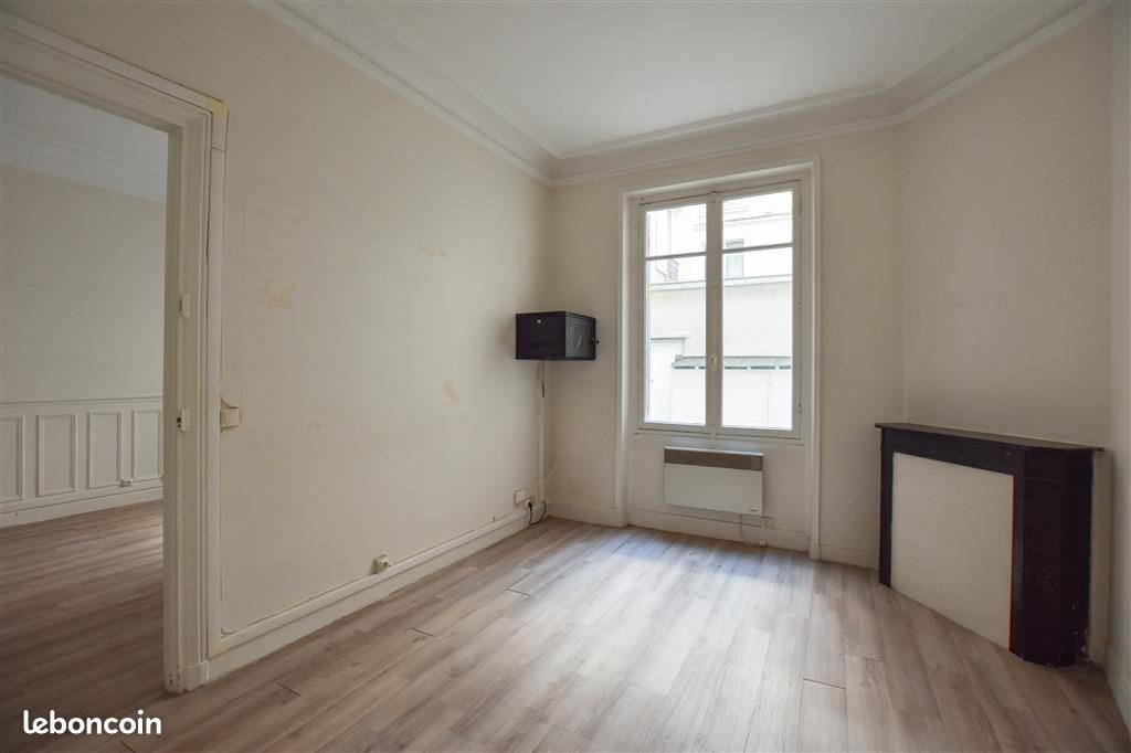 Appartement 2 pièces 44 m² · à Paris · 44 m² · 397 000 €