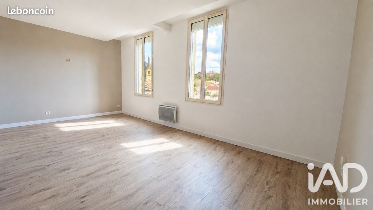Appartement 1 pièce 35 m² · à Le Tourne · 35 m² · 550 €/mois