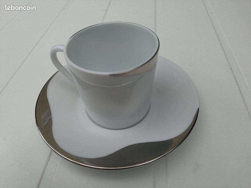 Tasse à café et soucoupe porcelaine Limoges (image 1)