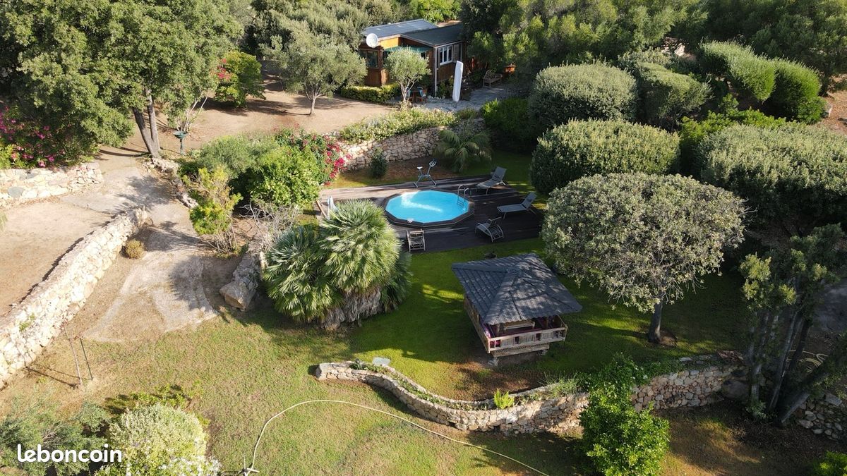 Magnifique terrain Calvi · 790 000 €