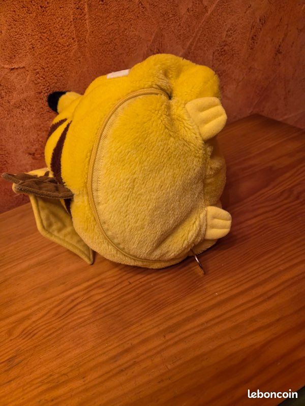 Range pyjama pickachu (image 3)