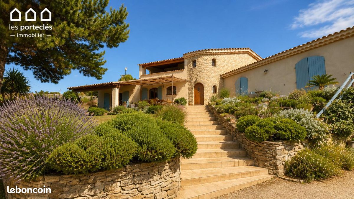 Maison 7 pièces 200 m² · à Saint-Alexandre · 200 m² · 745 000 €