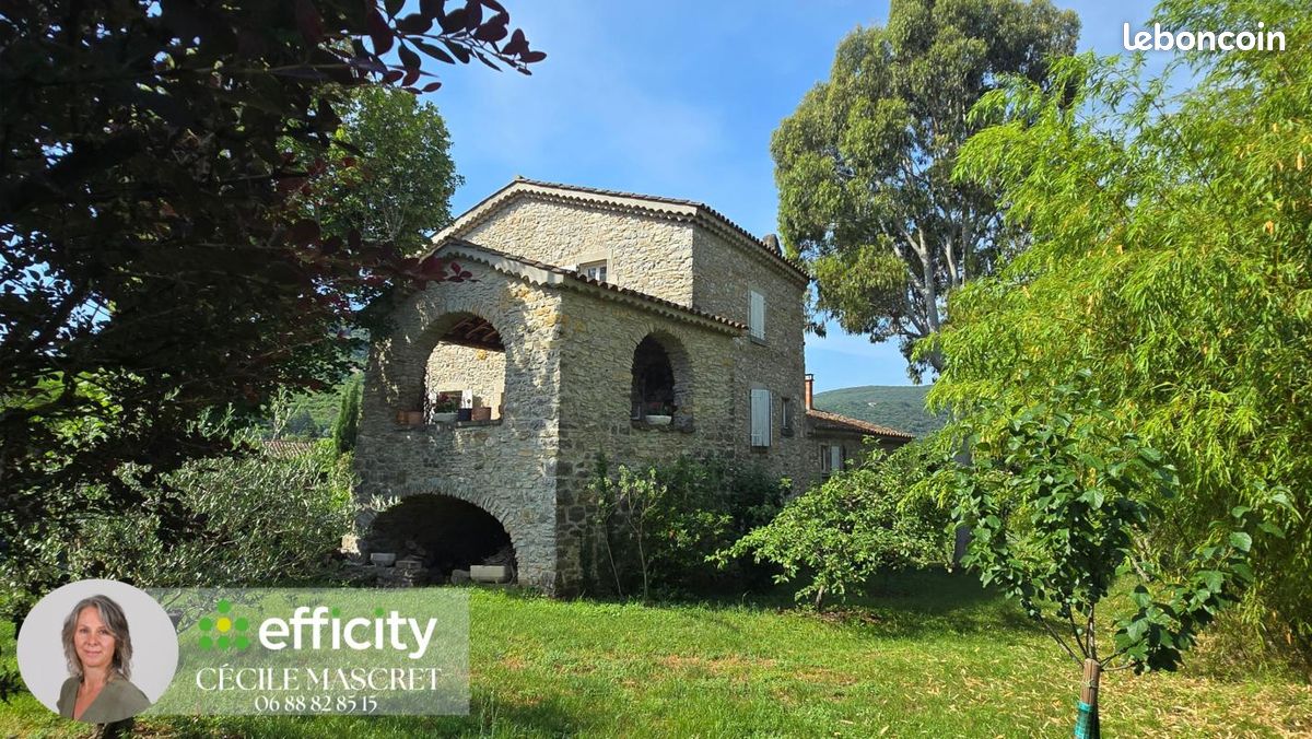 Maison 5 pièces 198 m² · à Les Vans · 198 m² · 620 000 €
