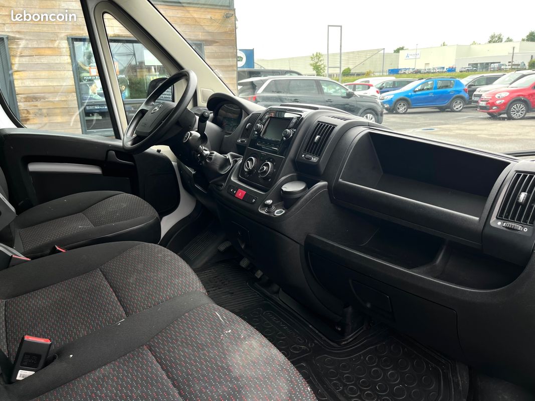 OPEL MOVANO VU FOURGON 2.2 BLUEHDI 120 - TVA RECUPERABLE - 3T0 L1H1 PACK BUSINESS CONNECt (image 17)