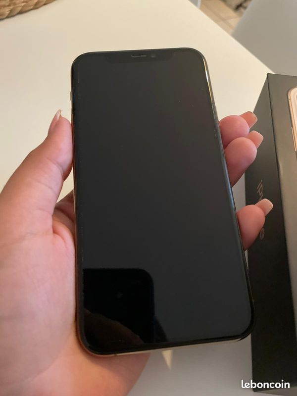 Iphone 11 pro 64Go en très bonne état (image 2)