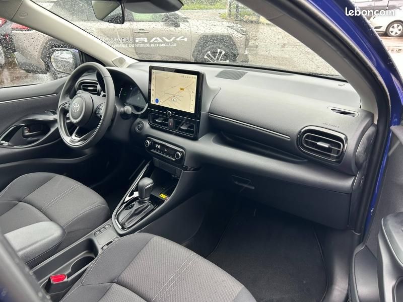 Toyota Yaris 116h Design 5p MY26 (image 19)