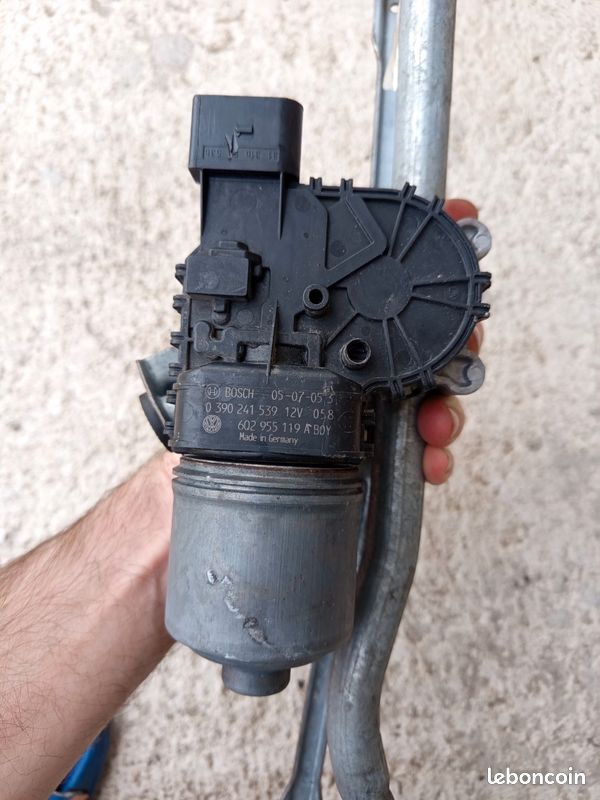 Moteur essuie glace avant SEAT IBIZA 4 PHASE 1