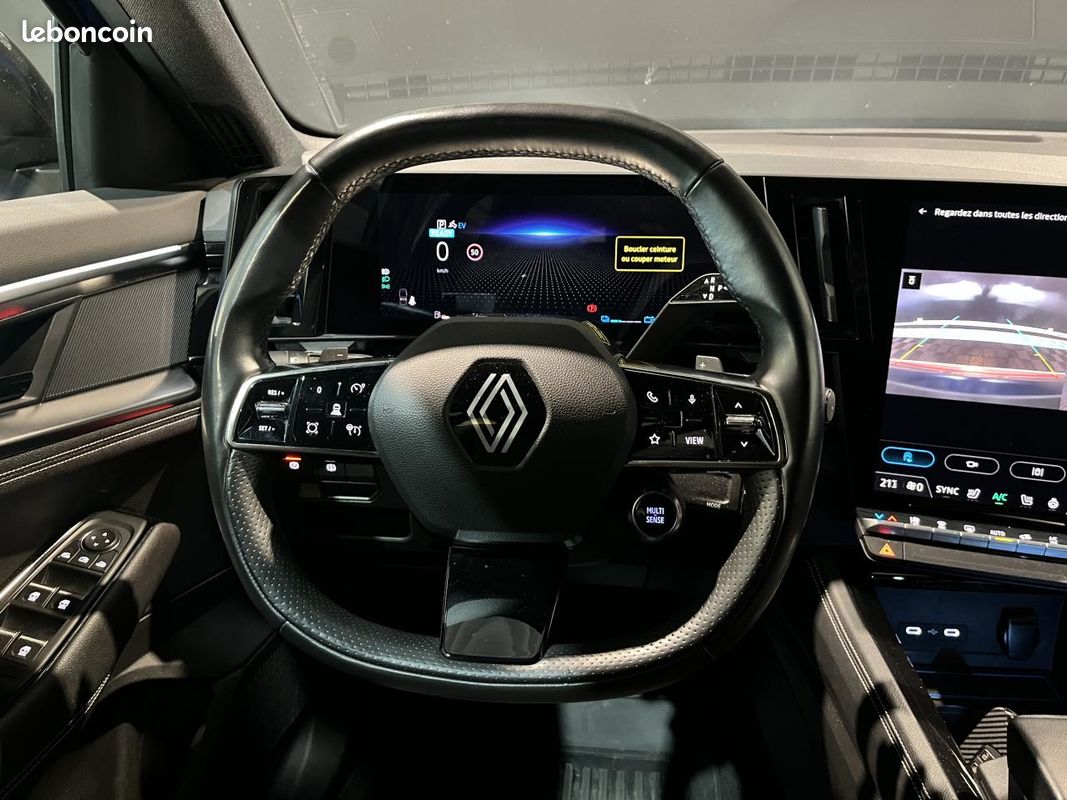 RENAULT AUSTRAL 1.2 E-Tech Hybride - 200CH - CAMÉRA 360° - SIÈGES CHAUFFANTS - BAVETTES (image 15)
