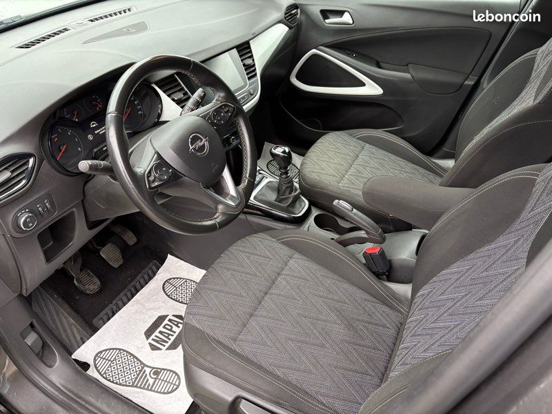 OPEL CROSSLAND X 1.2 i Turbo 110cv « Première Main » Distribution/Pneus et Révision Neuve « GARANTIE + 12 MOIS » (image 3)