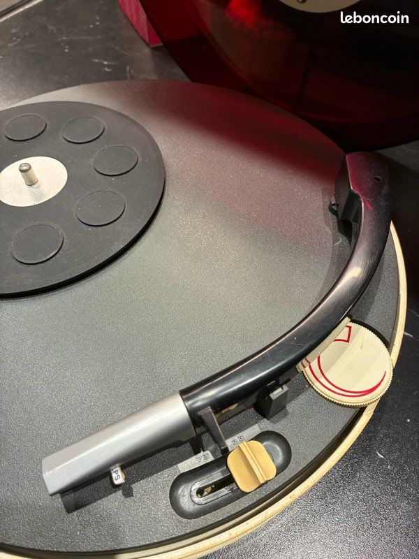 Roger Tallon | Roger TALLON pour PHILIPS. Tourne-disque