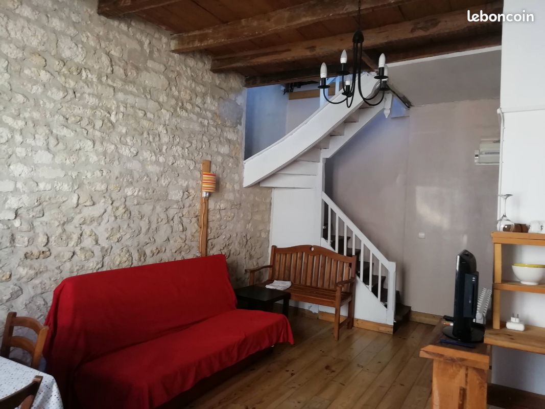 Appartement 2 pièces 40 m² · à Angoulême · 40 m² · 470 €