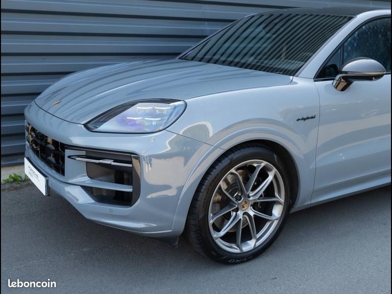 Porsche Cayenne Coupé 3.0 V6 519ch S E-Hybrid (image 36)