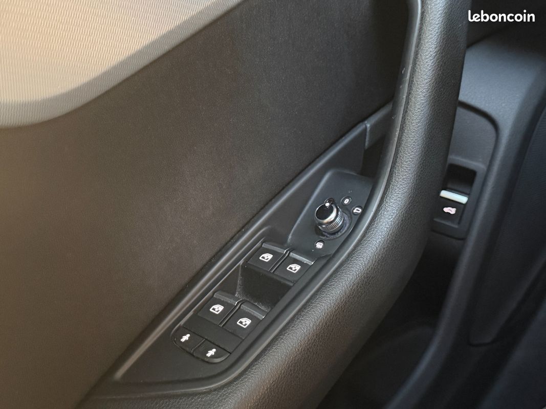AUDI A4 ALLROAD QUATTRO 2.0 TDI 190 S Tronic 7 Design Luxe Suivi entretien complet (image 26)