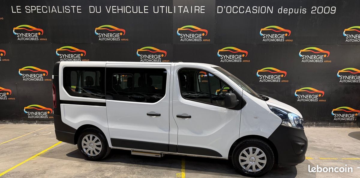 Vivaro combi l1h1 cdti 120 ch pack clim 25.463 km 21.325 ht (25.590 ttc) (image 1)