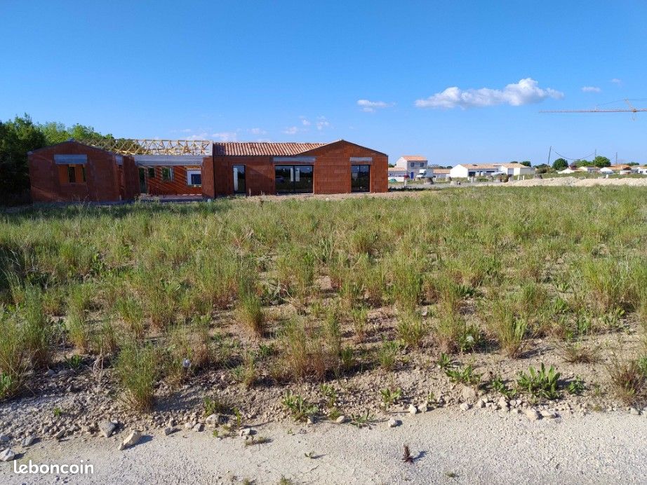Terrain 292 m² La Jarne · 131 000 €