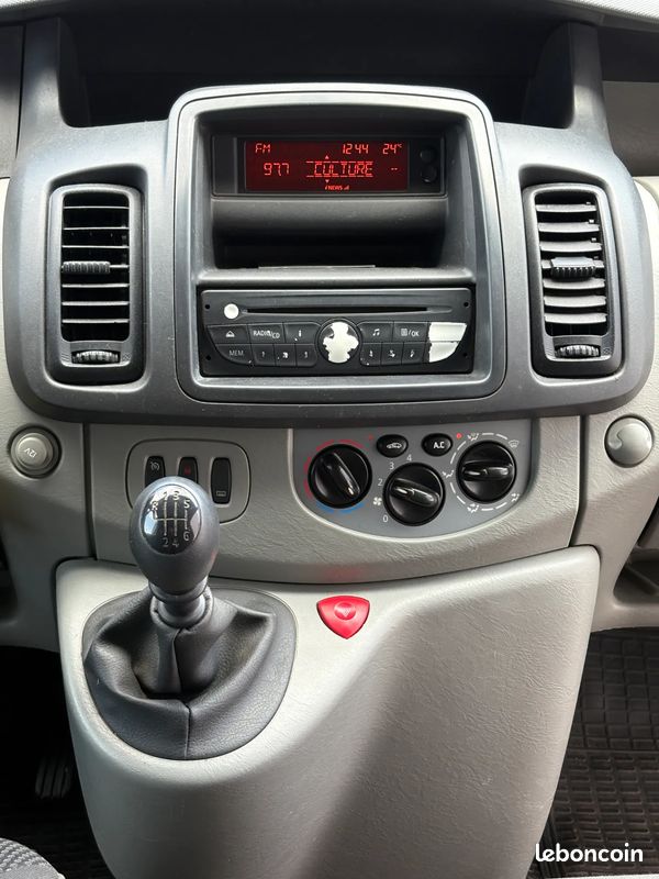 OPEL Vivaro Combi 2.0 D 90ch C1 Pack Clim - 2011 - 209 248 km (image 9)