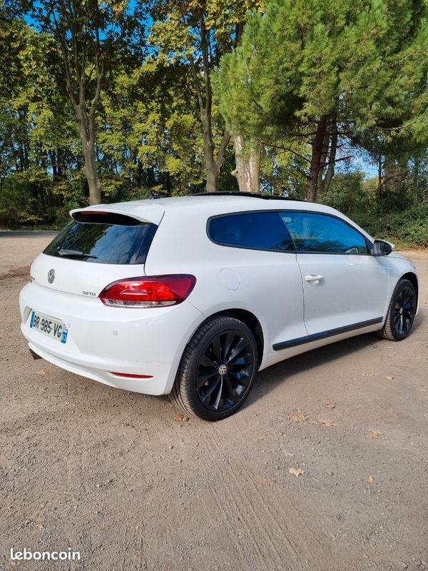 Volkswagen SCIROCCO 2.0l TDI 140cv FAP SPORTLINE / 2011 / BVM6 (image 2)
