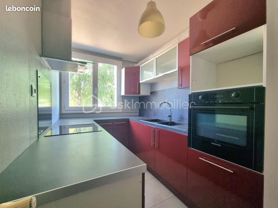 Appartement 4 pièces 73 m² · à Provins · 73 m² · 125 000 €