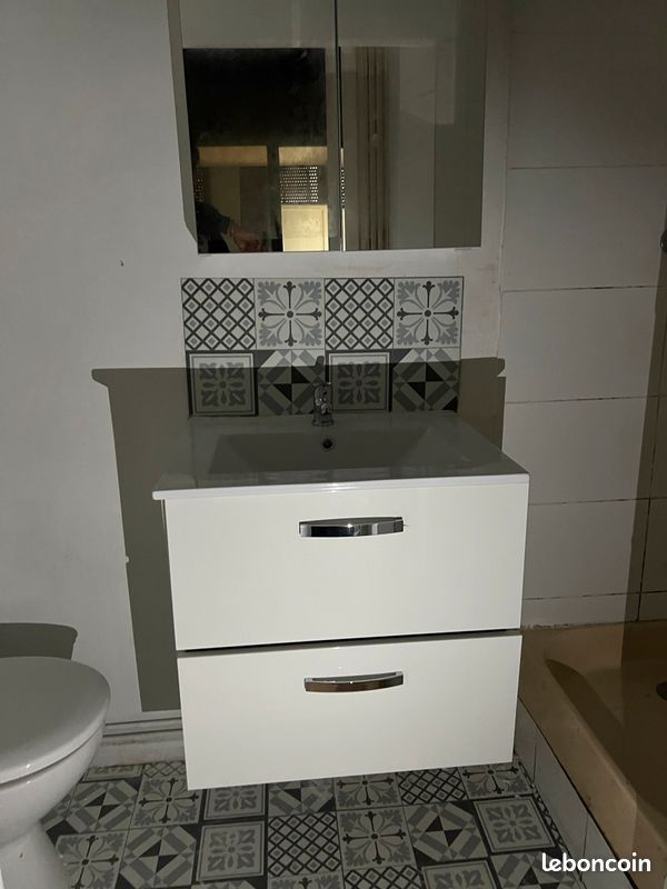 Studio 1 pièce 20 m² - Libourne 33500 (image principale 0)