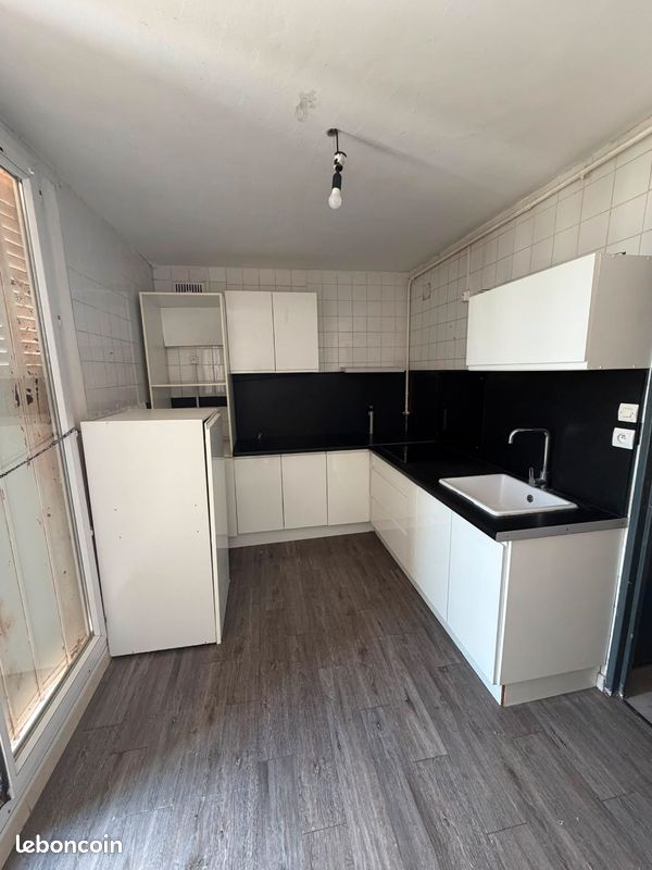Appartement 3 pièces 67 m² · à Valence · 67 m² · 680 €