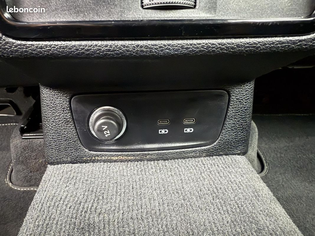 AUDI Q3 45 TFSIe 245 ch S tronic 6 S line (image 48)