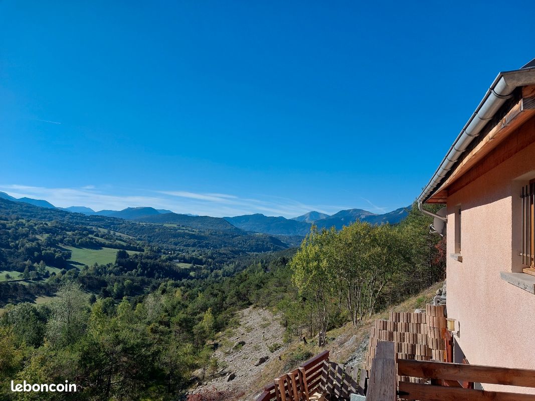 Maison 7 pièces 200 m² · à Barcelonnette · 200 m² · 419 000 €
