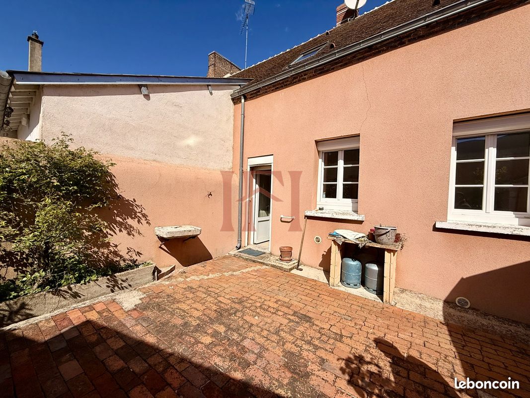 Maison 5 pièces 70 m² · à Cloyes-les-Trois-Rivières · 70 m² · 110 000 €