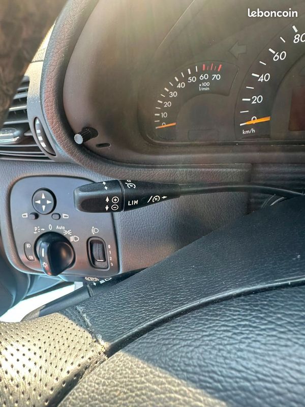 Mercedes CLASSE C 180 KOMPRESSOR ELEGANCE BVA (image 22)