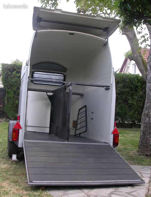 VAN WESTFALIA modèle Saumur Accessoires animaux