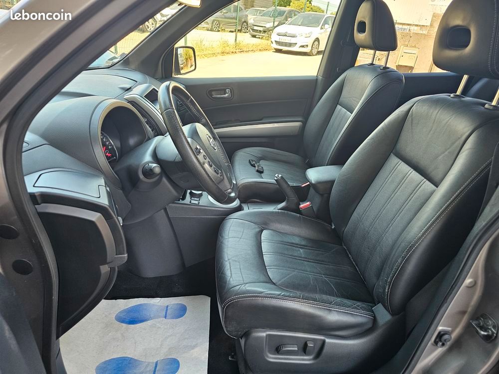 Nissan X-TRAIL 2.0 dCi 150 4X4 LE BVA 1ère Main (image 12)