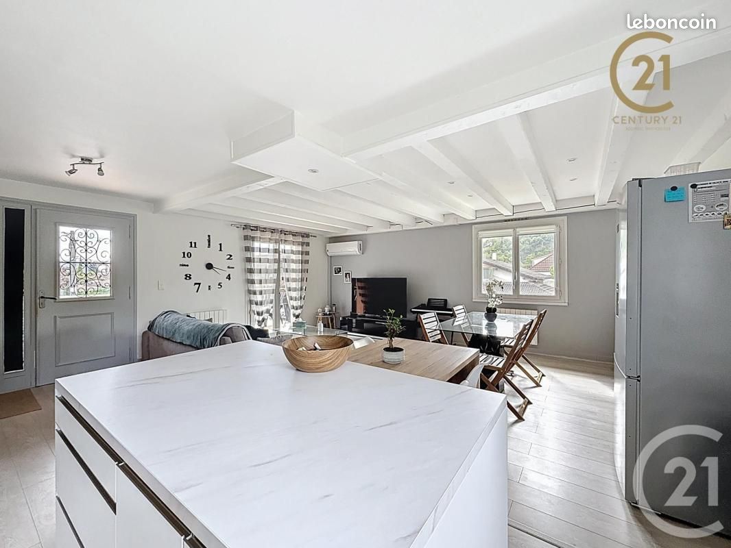Maison 6 pièces 169 m² · à Montagny · 169 m² · 399 000 €