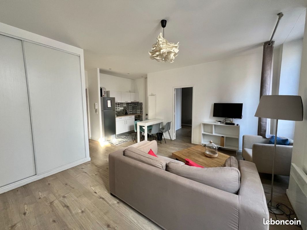 Appartement 2 pièces 42 m² · à Marseille · 42 m² · 869 €