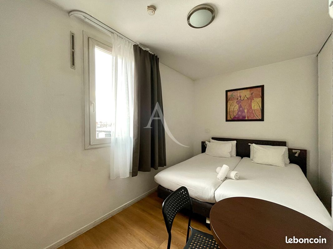 Studio 1 pièce 18 m² (image 5)