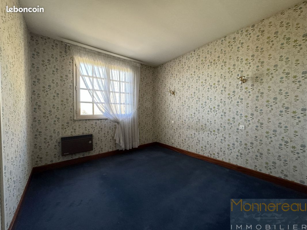 Maison 5 pièces 162 m² - Jonzac 17500 (image principale 4)